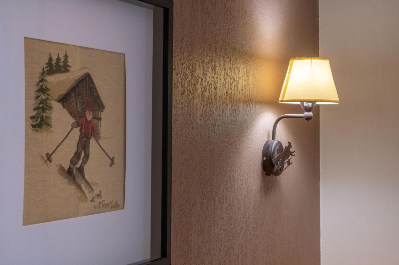 Appartement 6 Couchages Au Pied Des Pistes A Orcieres 2 Chambres, Balcon Et Parking Couvert ภายนอก รูปภาพ